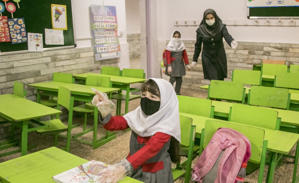 بازگشایی مدارس در شرایط کرونایی و چند پرسش