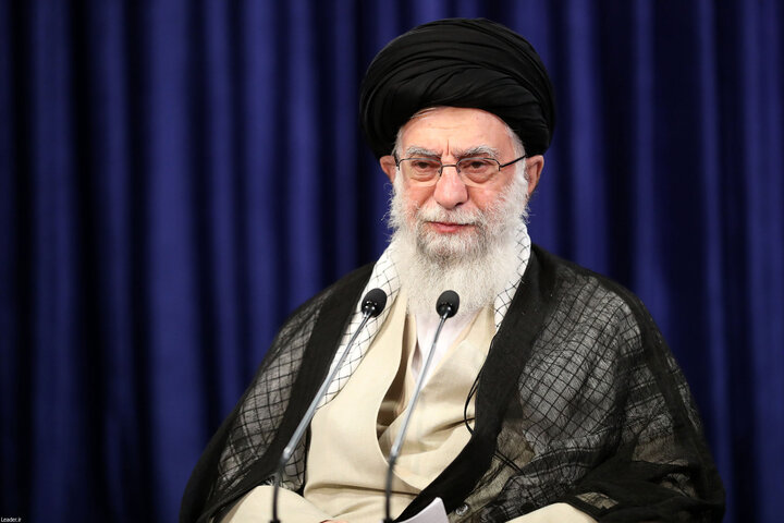 رهبر انقلاب از تلاش‌های کارکنان نیروی انتظامی قدردانی کردند