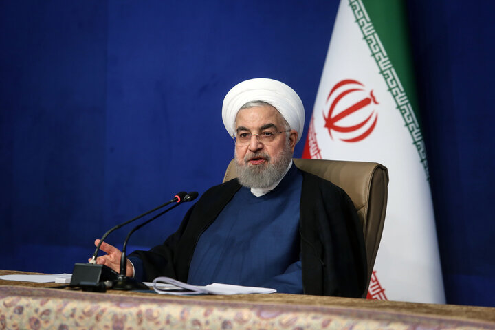 کاهش ۵۰ درصدی حضور کارکنان دولت تا پایان آبان / اعمال محدودیت های شدید در کشور
