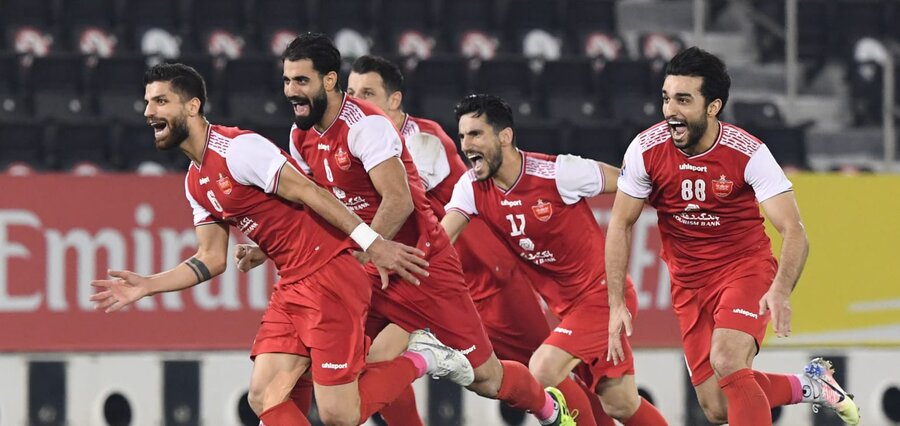 لحظه گل پرسپولیس را با صدای عادل فردوسی پور ببینید