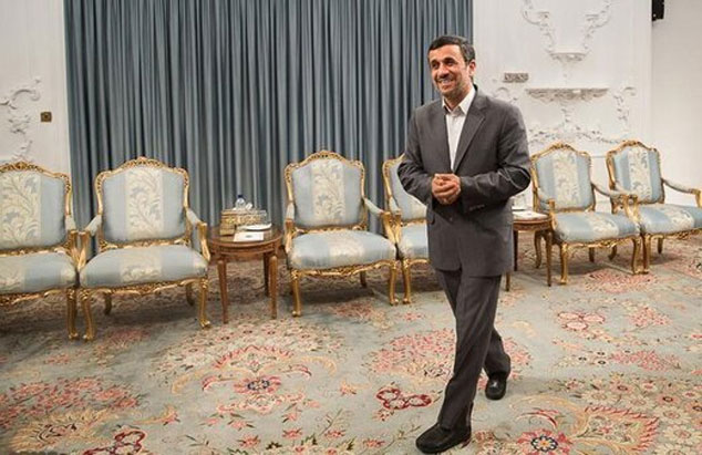 محمود احمدی نژاد از مجمع تشخیص حذف می شود؟
