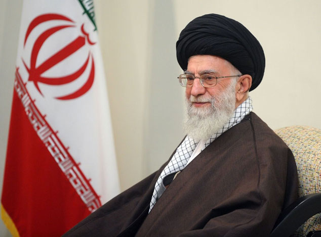 ایثارگران، یادگاران دوران‌ جهاد و آموزگاران عمل مخلصانه‌اند