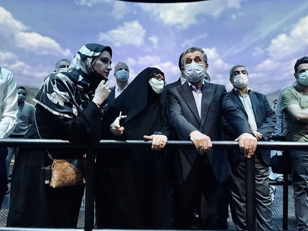 احمدی‌نژاد چه نقشه ای در سر دارد؟
