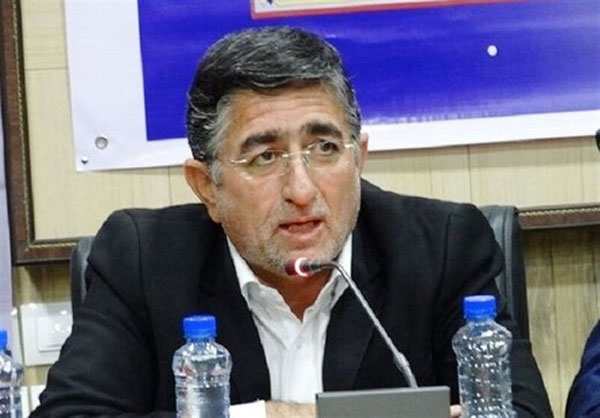 نماینده مجلس: کارمندان با افزایش حقوق ۱۰ درصدی ۲ سال بسازند تا تورم کاهش یابد