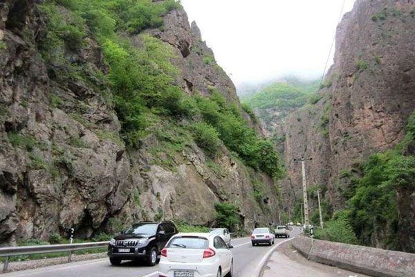 جاده هراز و چالوس تا ۱۵ فروردین یکطرفه شدند