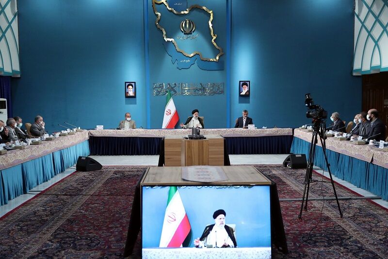 قاچاق و واردات بی‌رویه، خنجری به قلب تولید و اشتغال کشور است